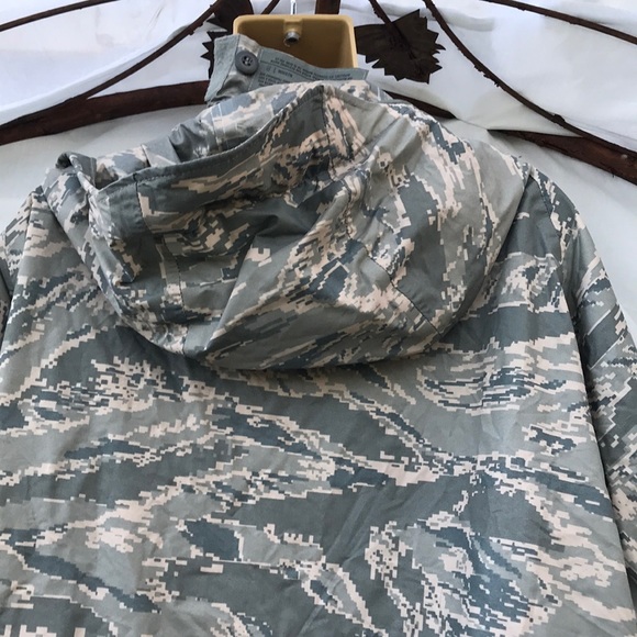 Desert US Army waterproof Parka Sz M 18 - Picture 5 of 8